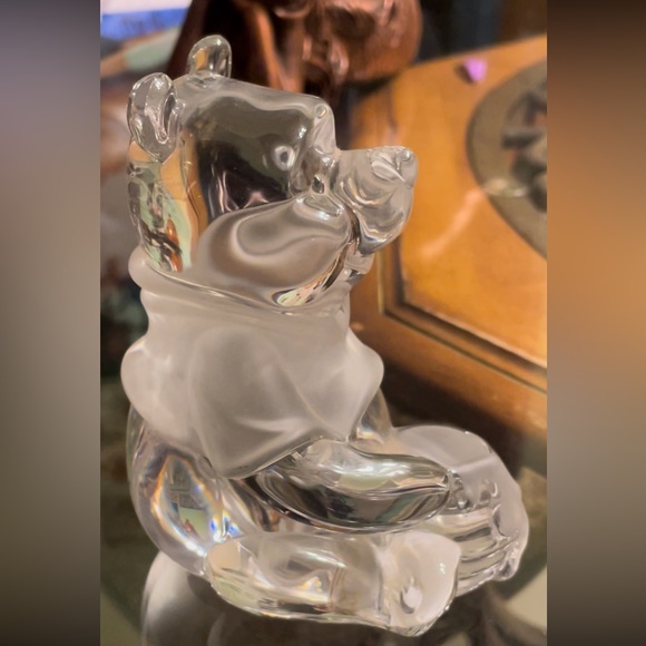 Lenox Crystal Winnie the Pooh Figurine - Picture 4 of 8